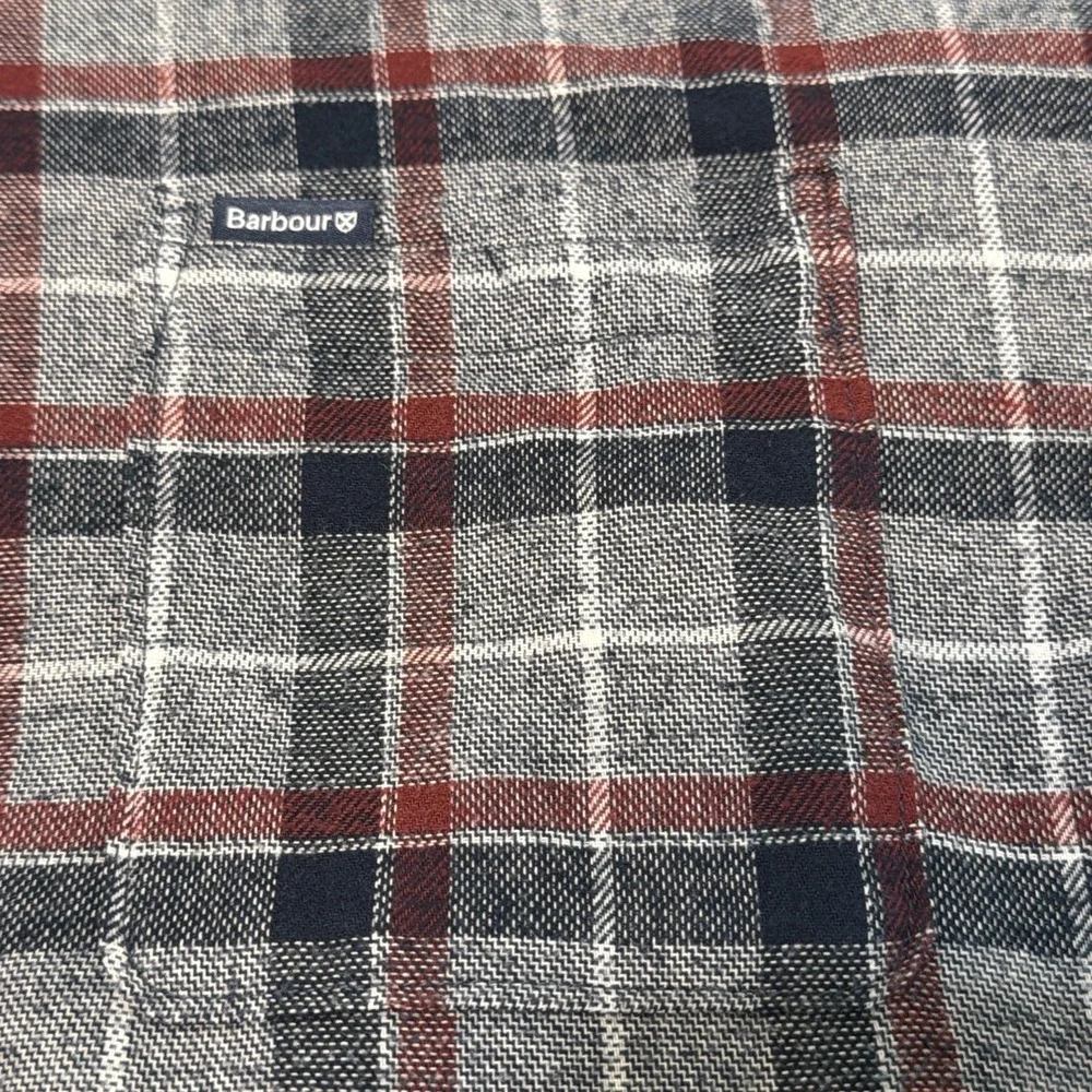 Barbour Shirt Mens Large Plaid Tailored Fit Long Sleeve Button Down Casual